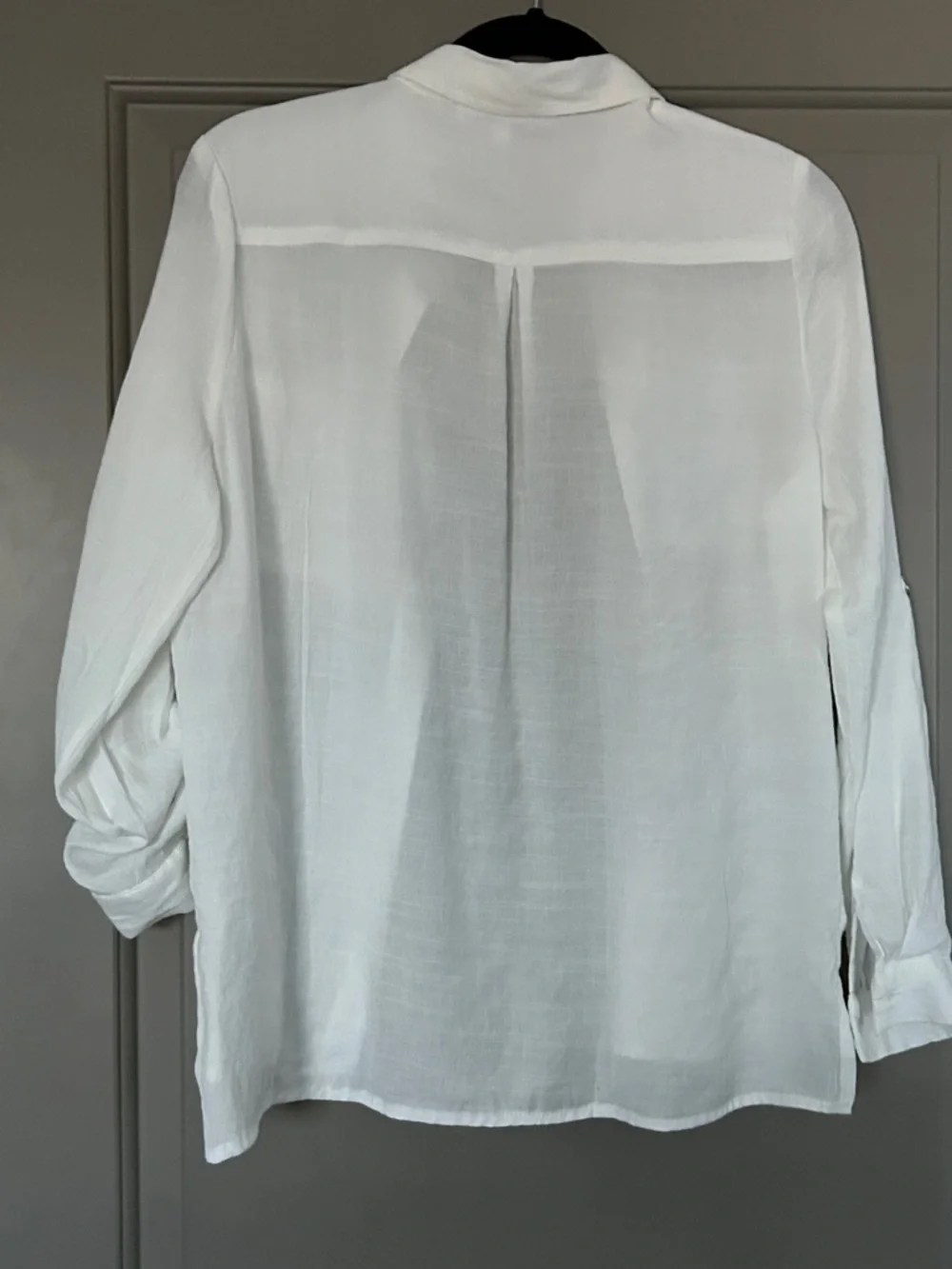Love Tree White Lightweight Button-Up Shirt - Picture 7 of 11